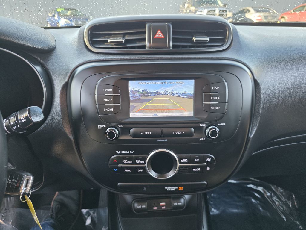 2017 Kia Soul Image 13