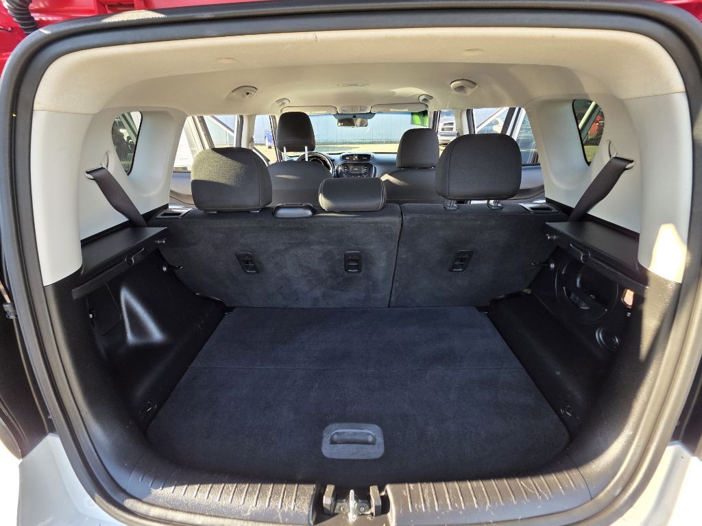 2017 Kia Soul Image 19