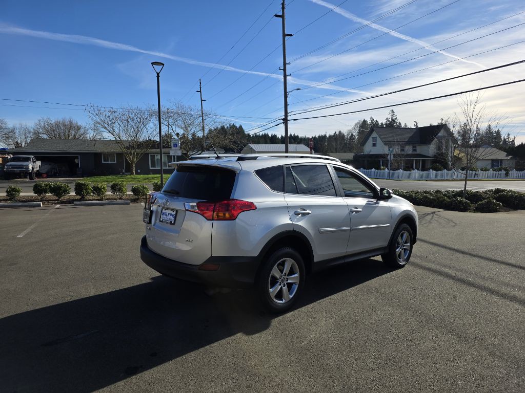 2015 Toyota Rav4 Image 5