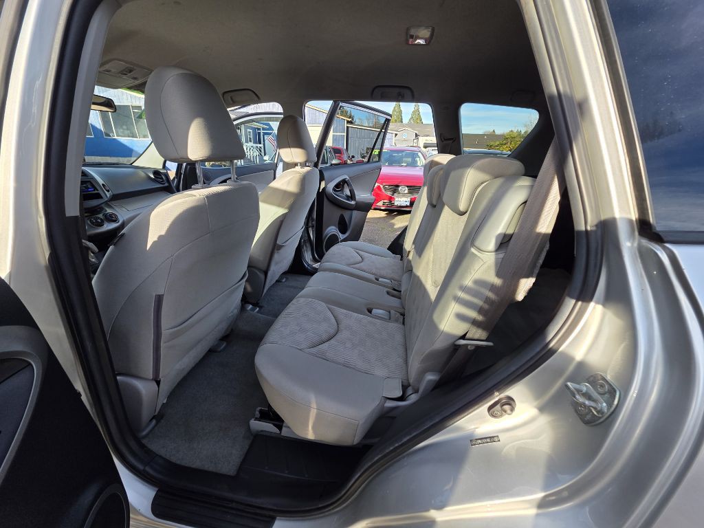 2010 Toyota Rav4 Image 18