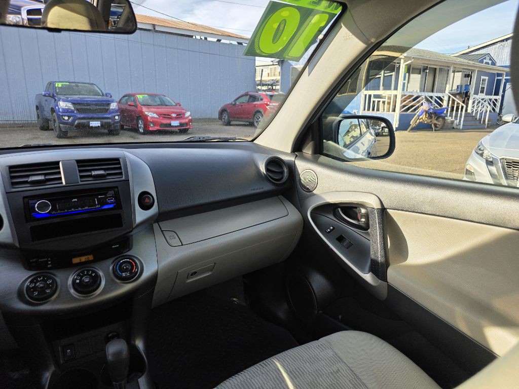 2010 Toyota Rav4 Image 13