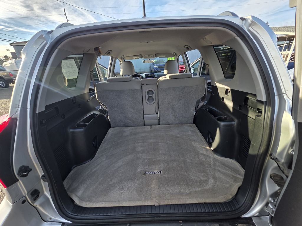 2010 Toyota Rav4 Image 18