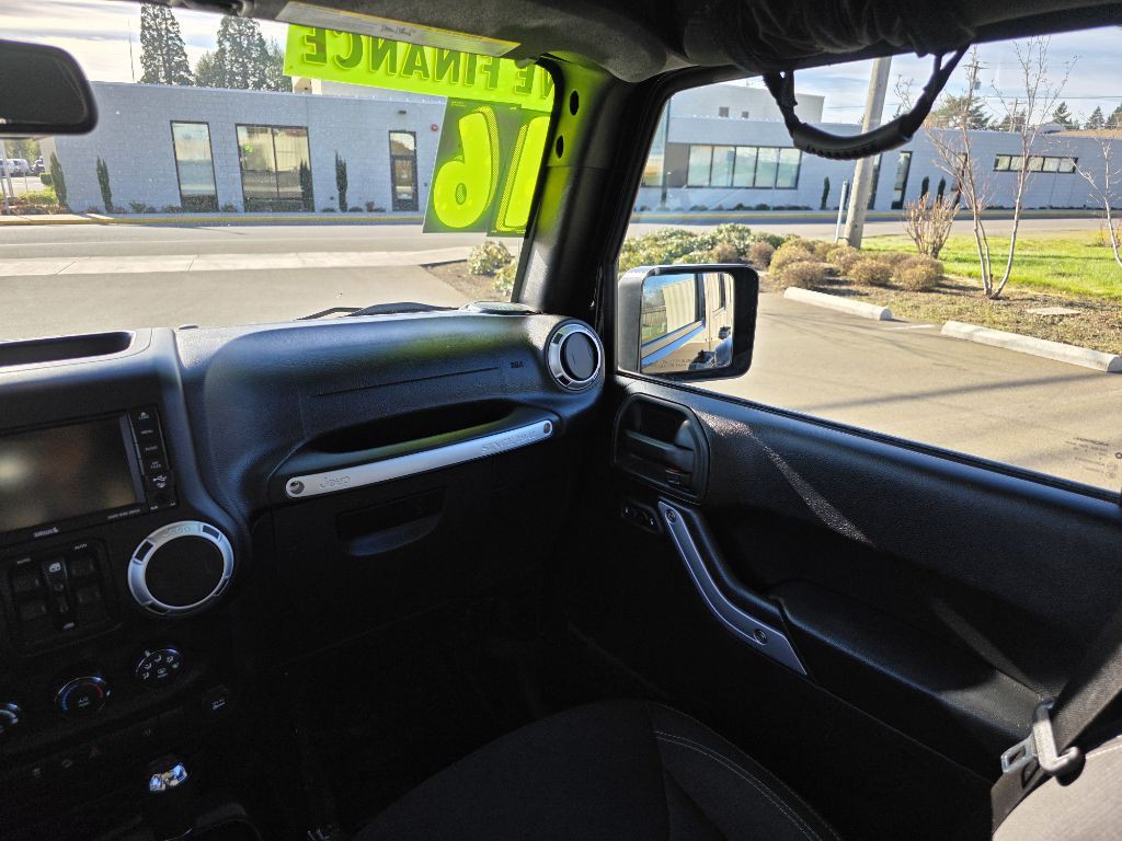 2016 Jeep Wrangler Image 13