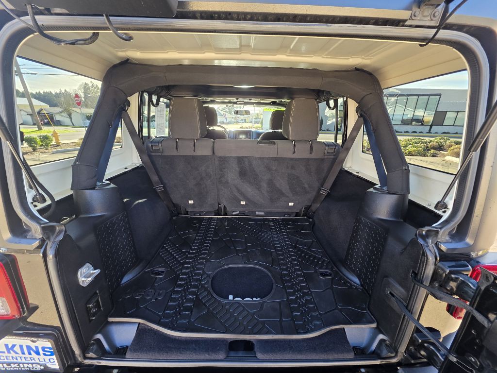 2016 Jeep Wrangler Image 20