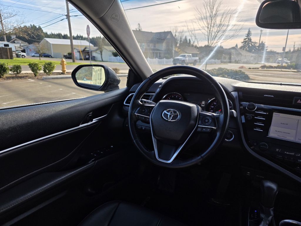 2018 Toyota Camry Image 10