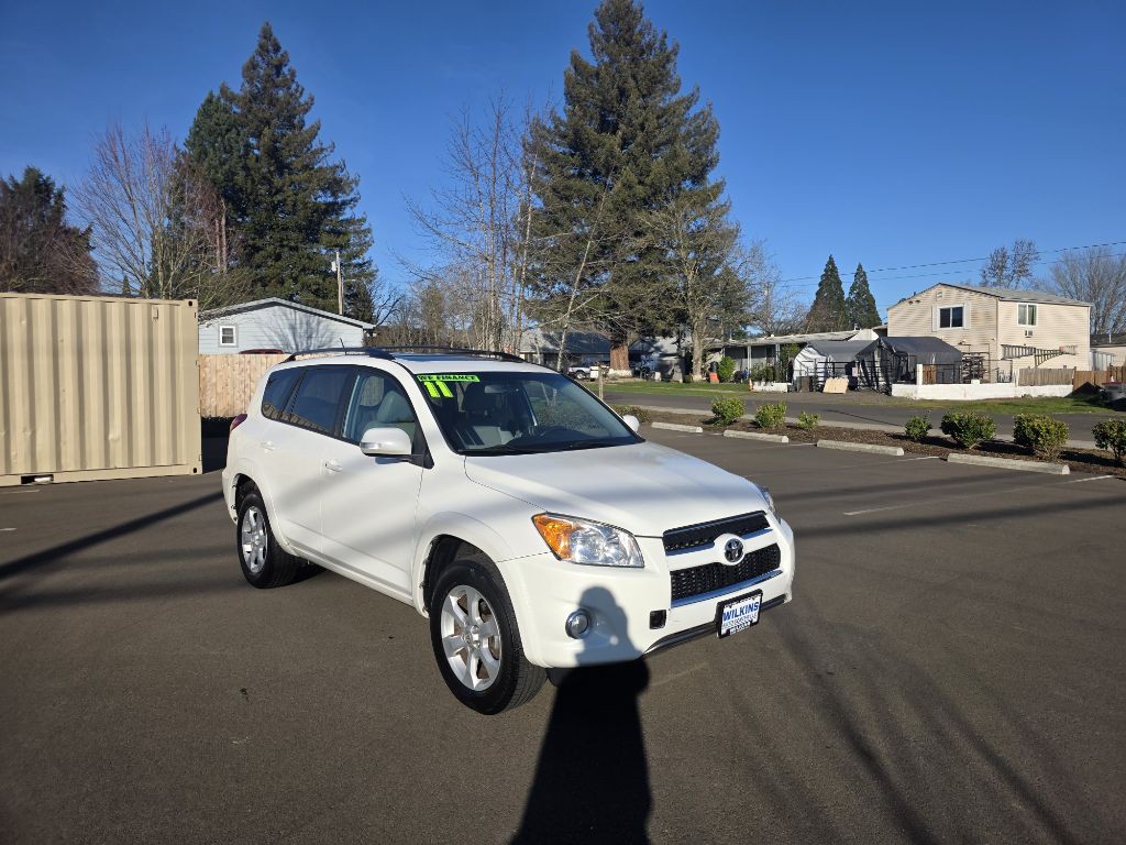 2011 Toyota Rav4 Image 3