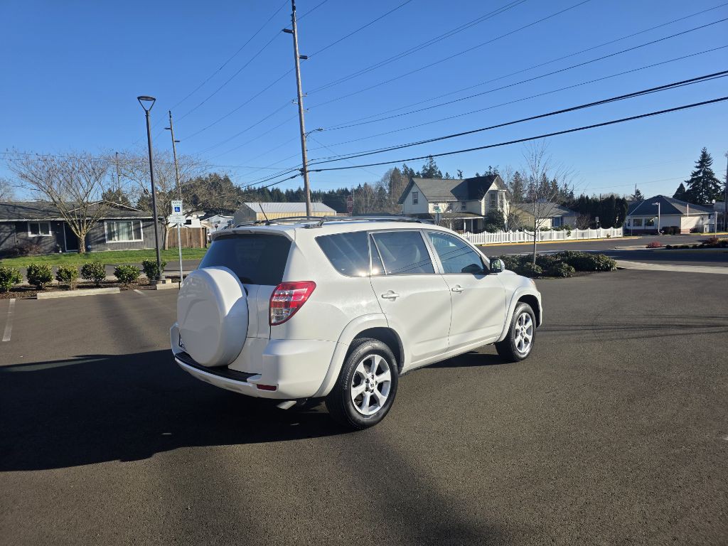 2011 Toyota Rav4 Image 5