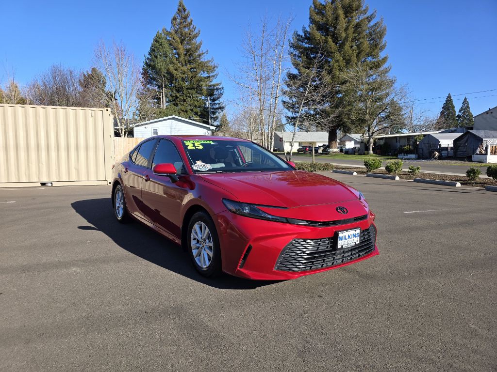 2025 Toyota Camry Image 3