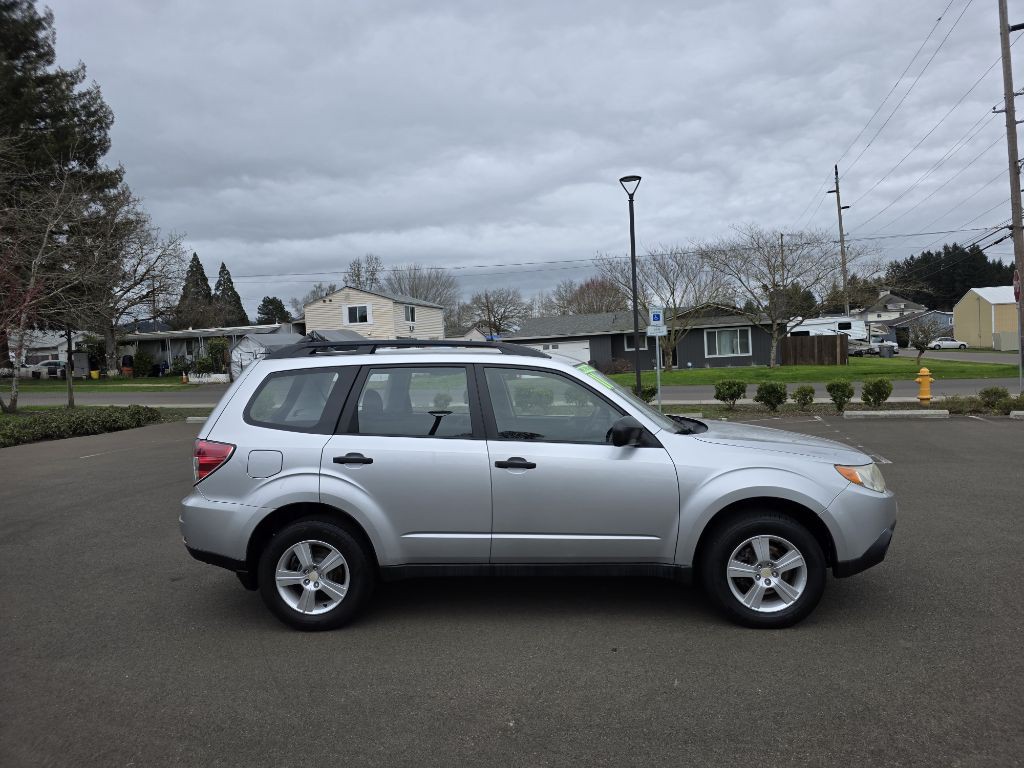 2011 Subaru Forester Image 1