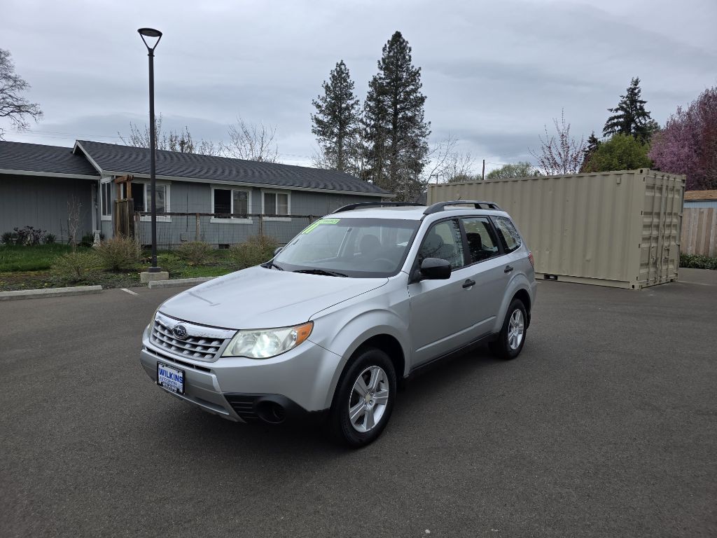 2011 Subaru Forester Image 2