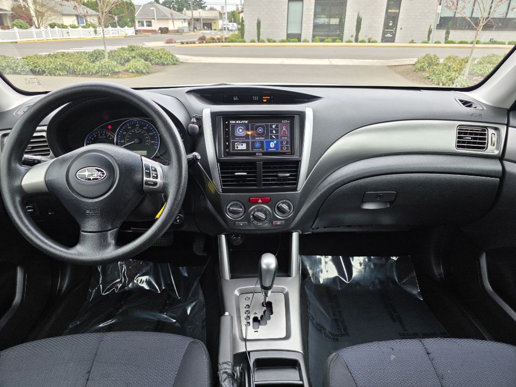 2011 Subaru Forester Image 9