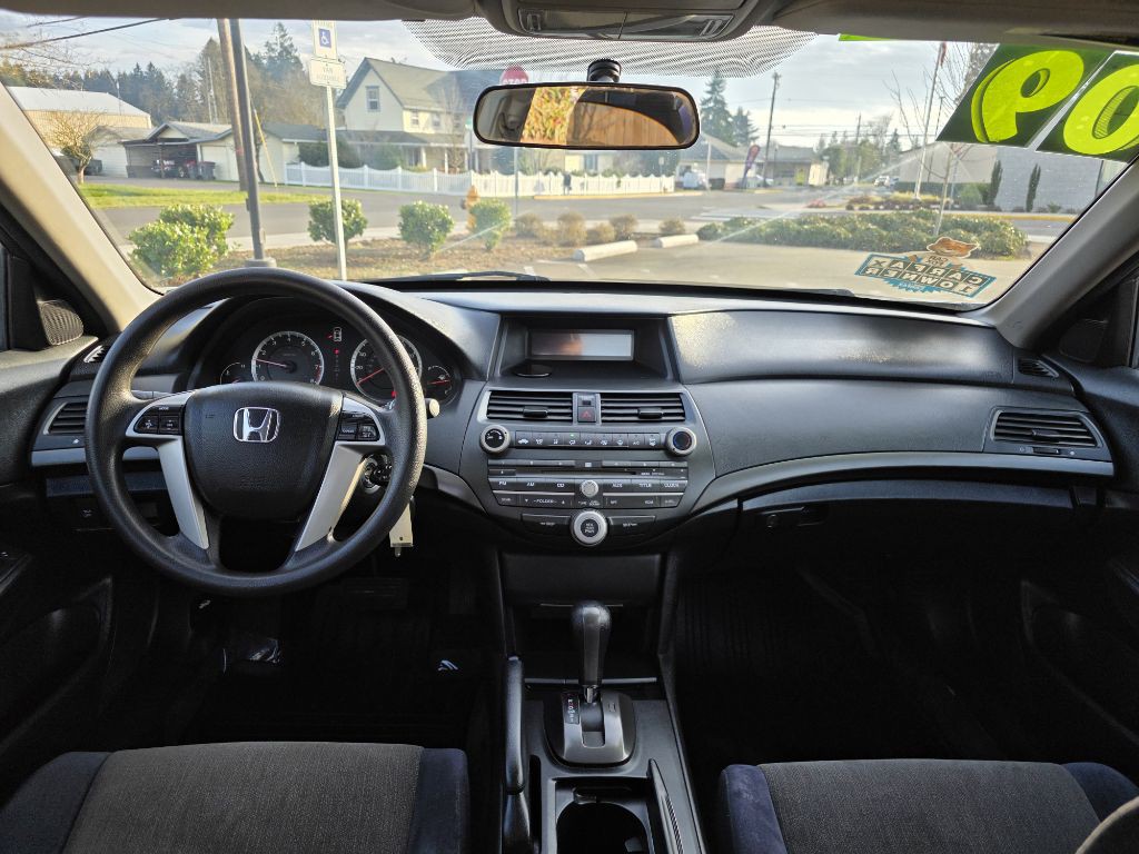 2009 Honda Accord Image 9