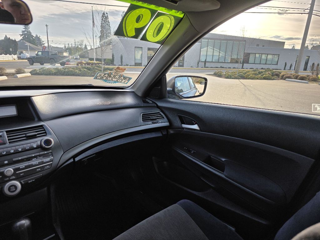 2009 Honda Accord Image 11