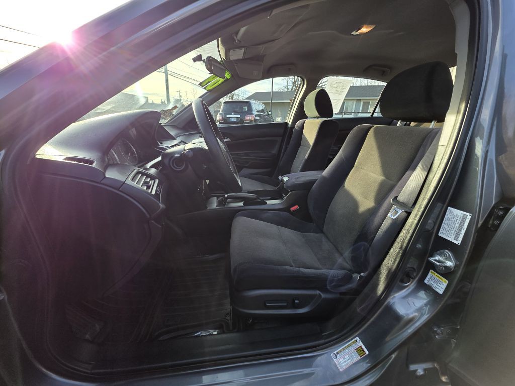 2009 Honda Accord Image 14