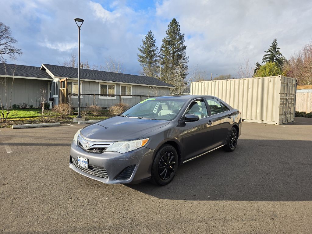 2012 Toyota Camry Image 1
