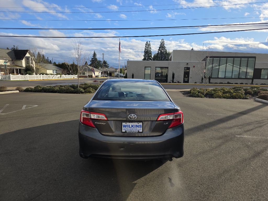 2012 Toyota Camry Image 6