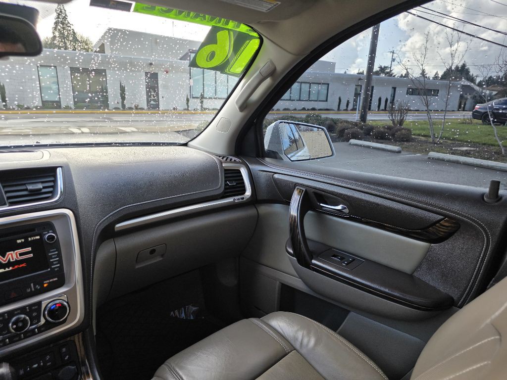 2016 GMC Acadia Image 14