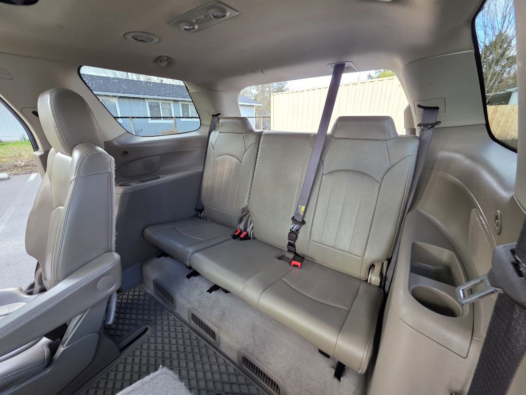 2016 GMC Acadia Image 18