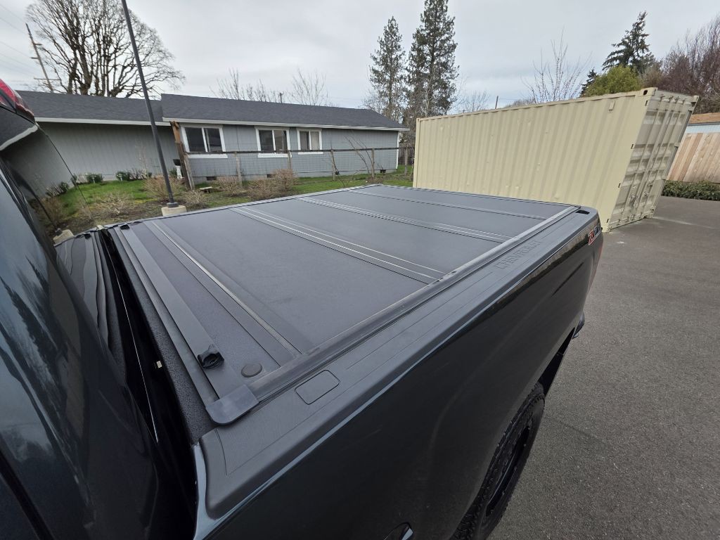 2017 Chevrolet Silverado 1500 Image 9