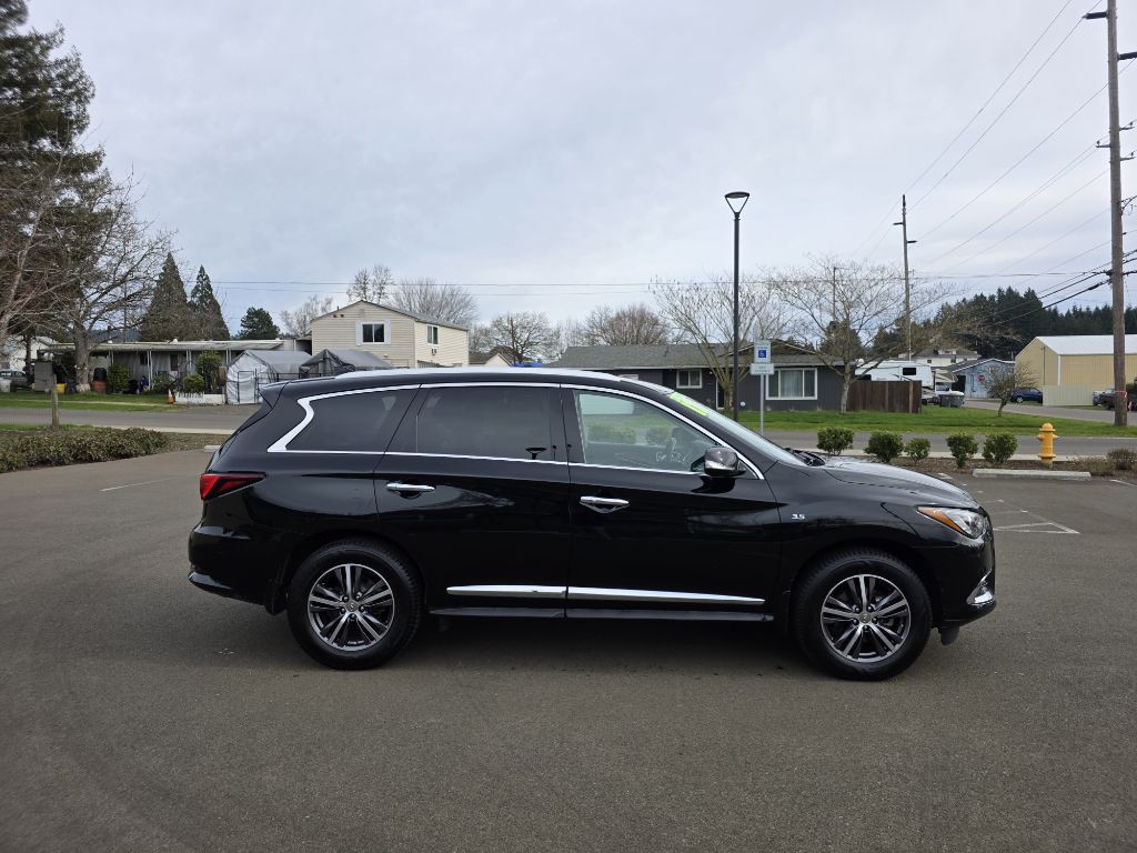 2017 INFINITI QX60 Image 4