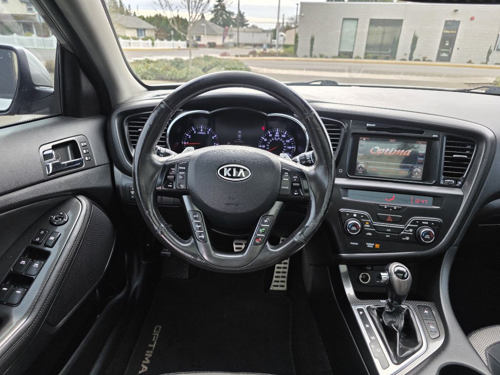2011 Kia Optima Image 12