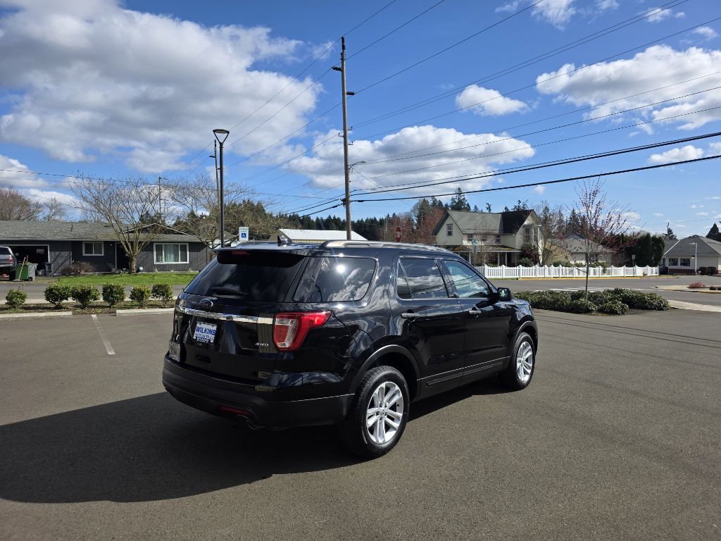 2017 Ford Explorer Image 5