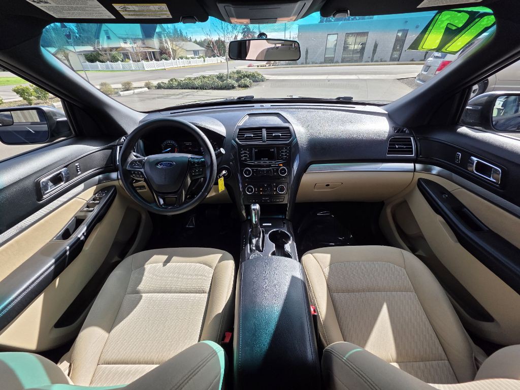 2017 Ford Explorer Image 13