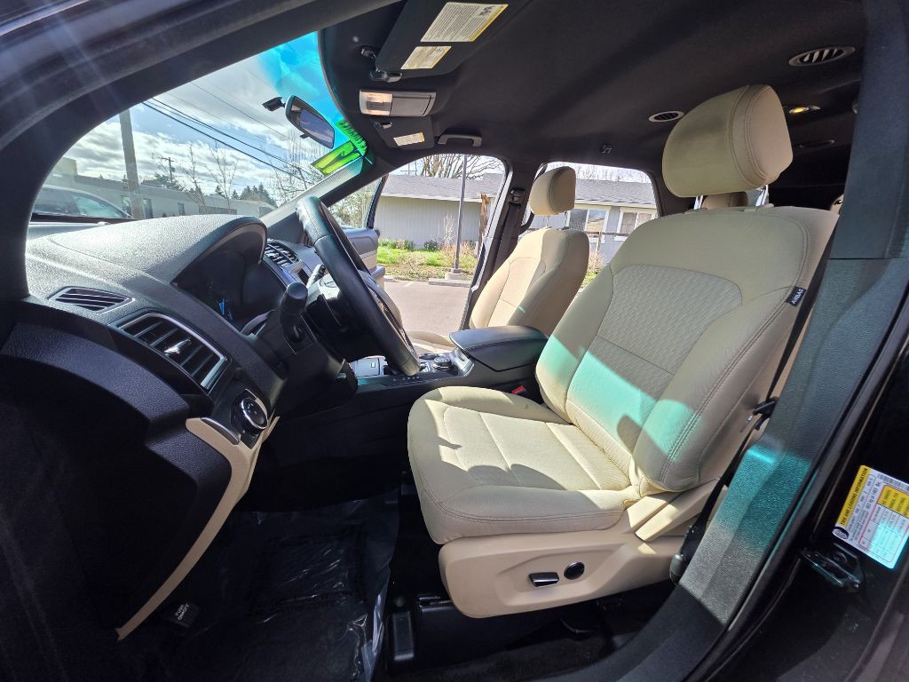 2017 Ford Explorer Image 14