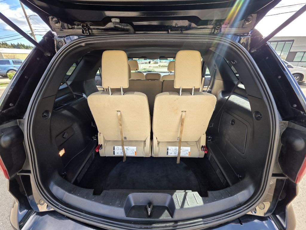 2017 Ford Explorer Image 17