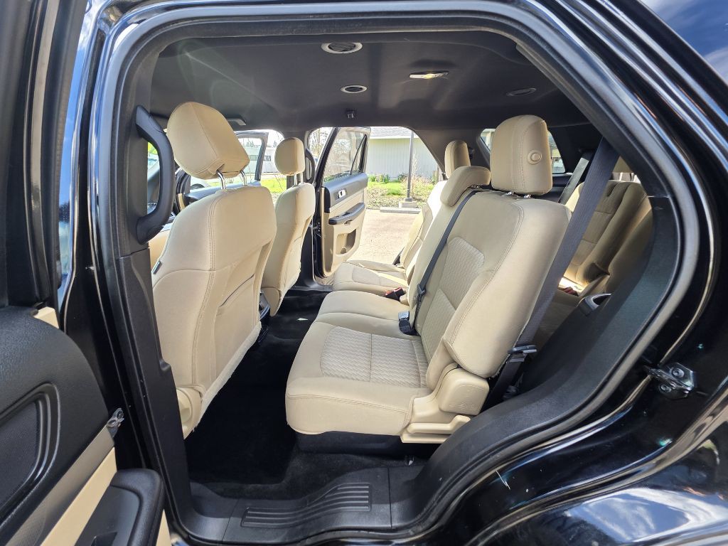 2017 Ford Explorer Image 18