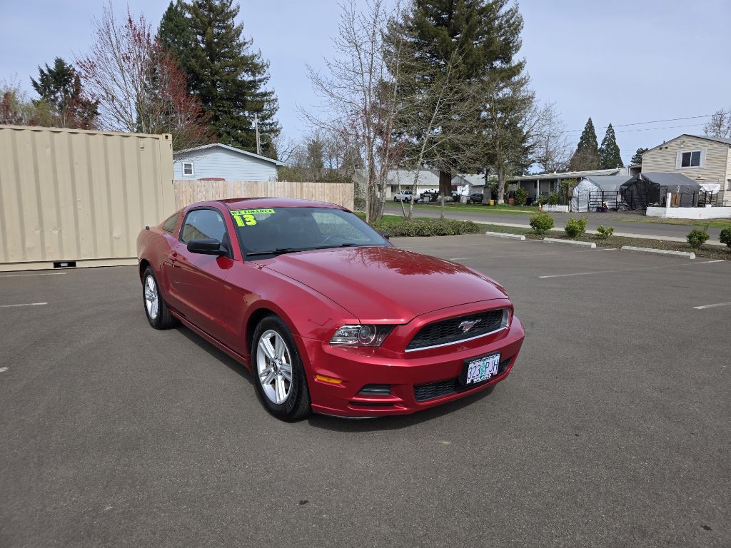 2013 Ford Mustang Image 3