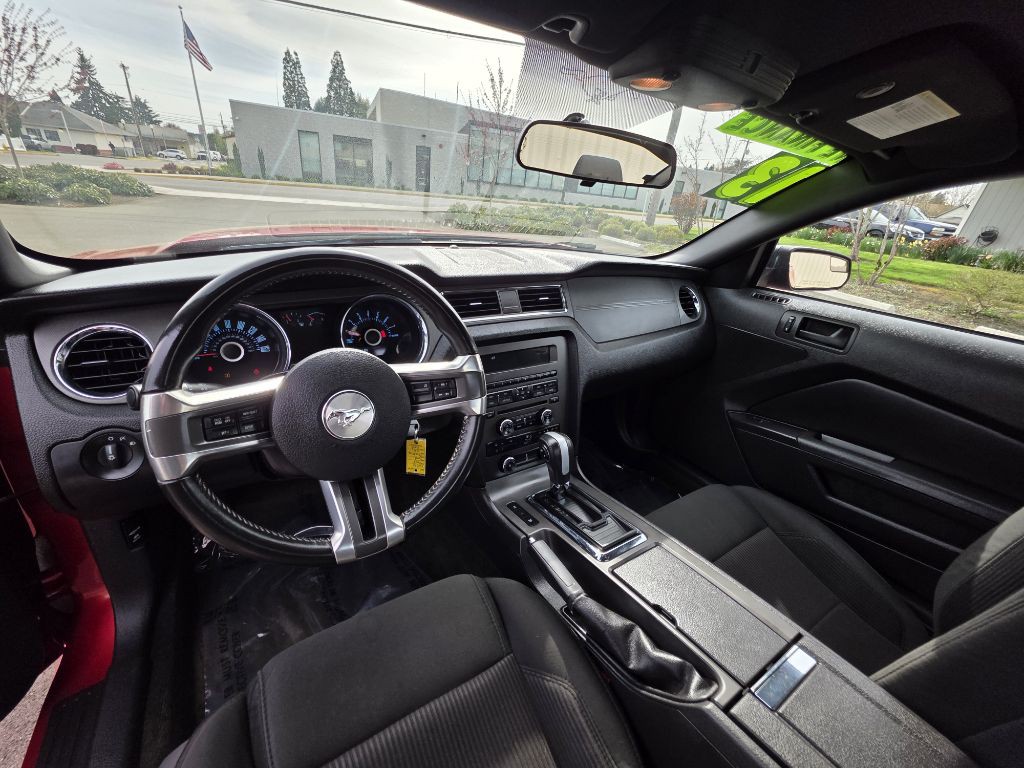 2013 Ford Mustang Image 9