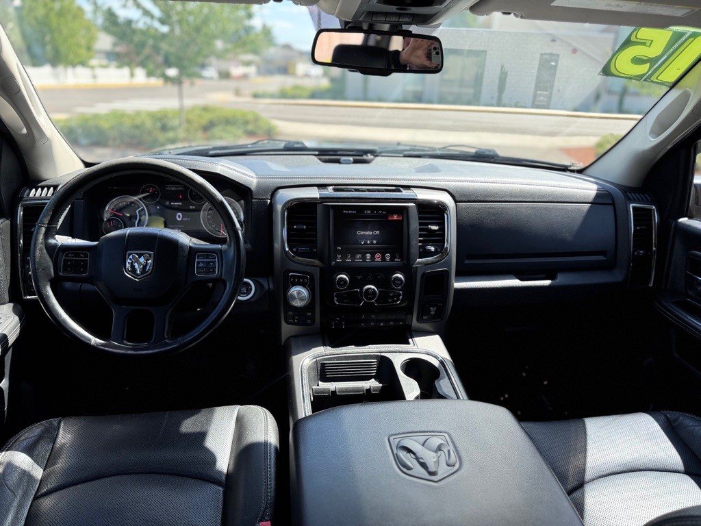 2015 RAM 1500 Image 9