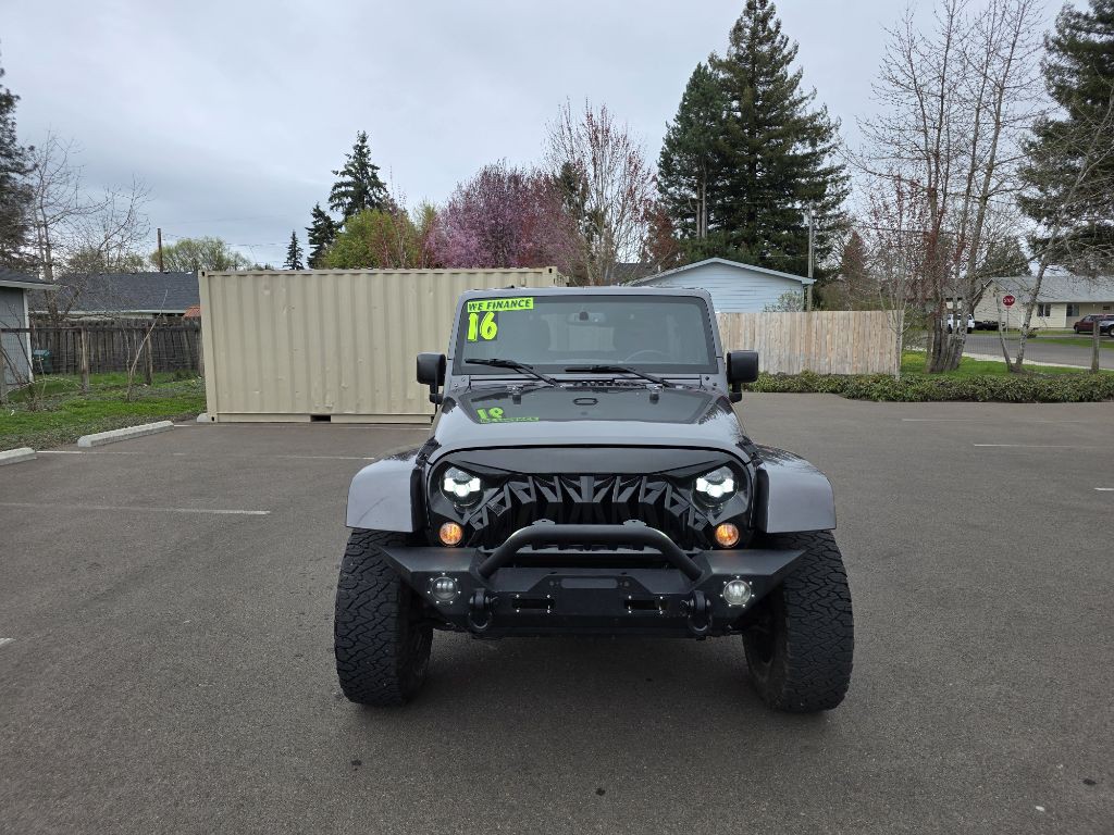 2016 Jeep Wrangler Unlimited Image 2