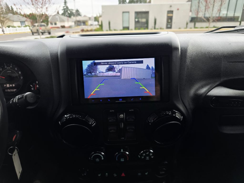 2016 Jeep Wrangler Unlimited Image 19