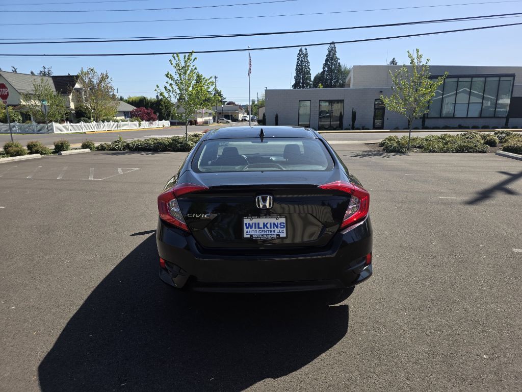 2017 Honda Civic Image 6