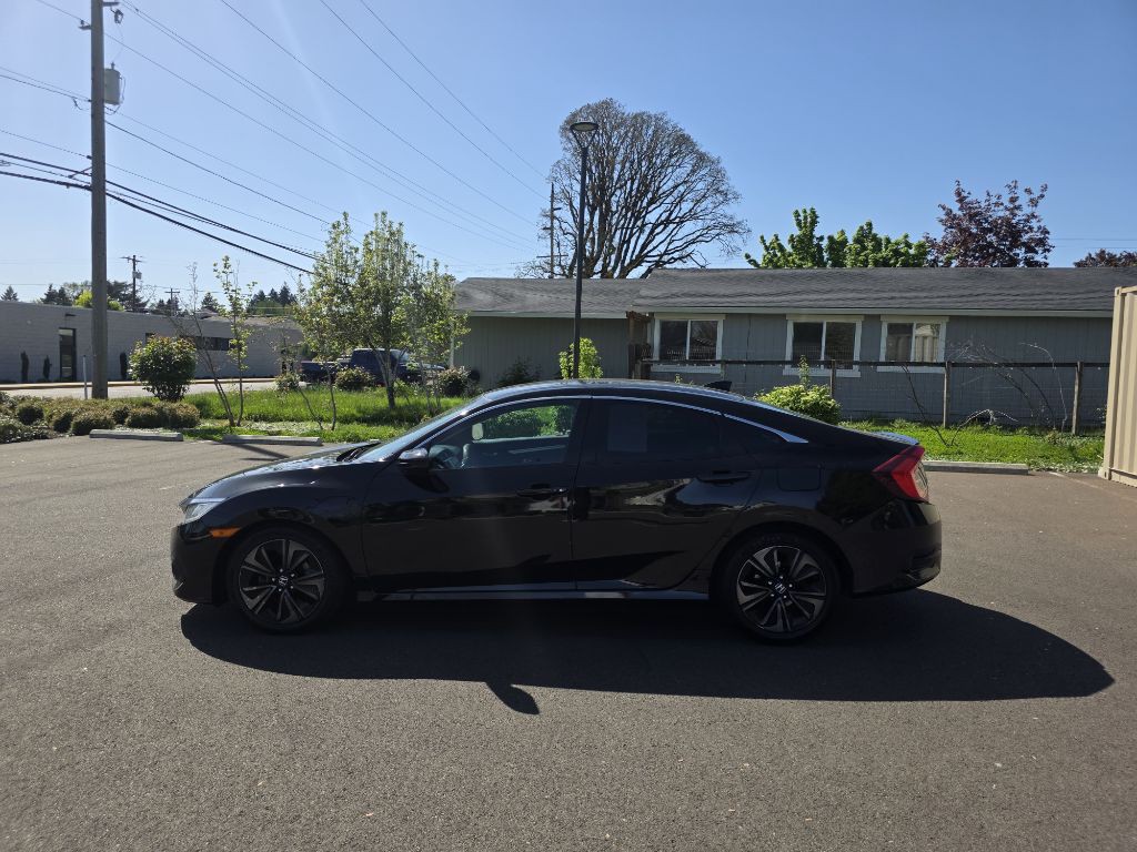 2017 Honda Civic Image 9