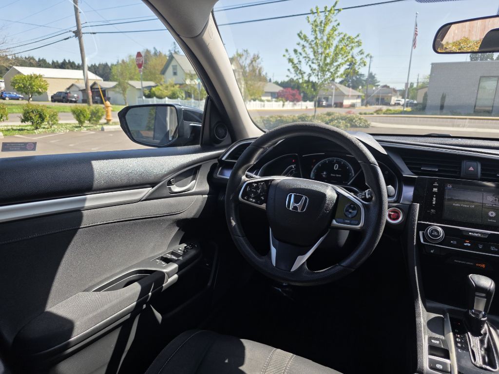 2017 Honda Civic Image 10