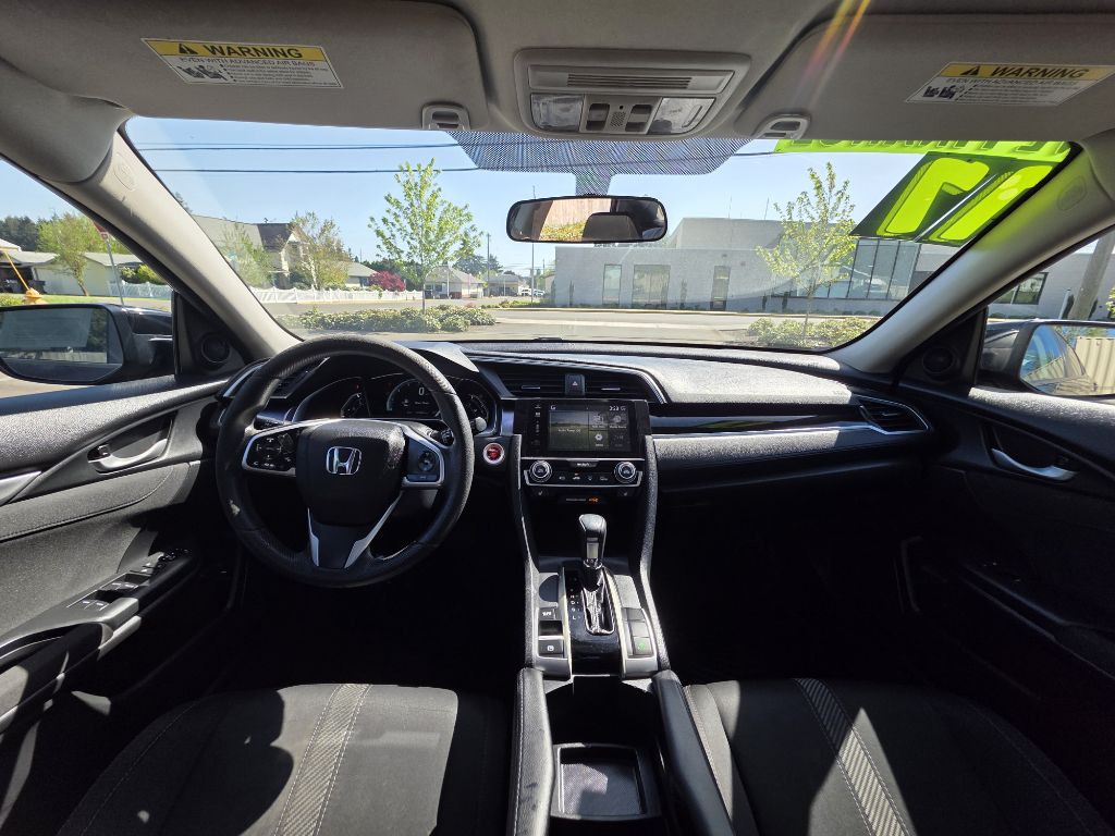 2017 Honda Civic Image 13