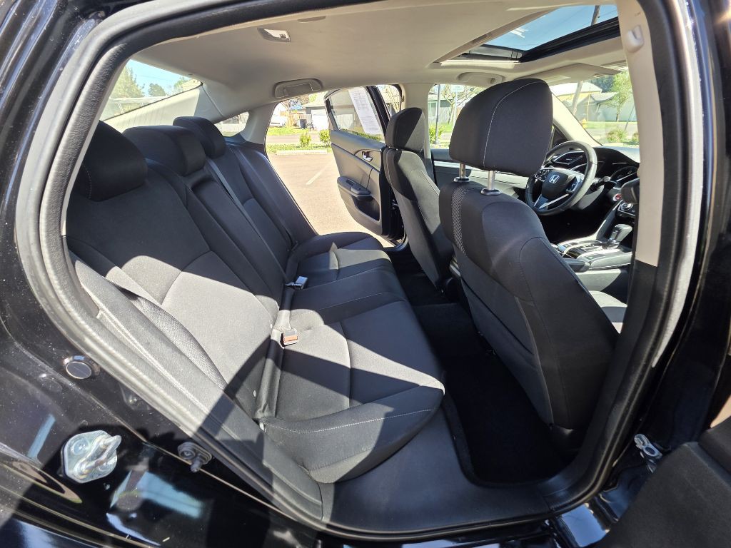 2017 Honda Civic Image 16