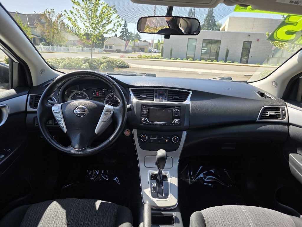 2015 Nissan Sentra Image 9
