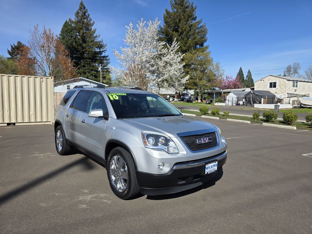 2010 GMC Acadia Image 3