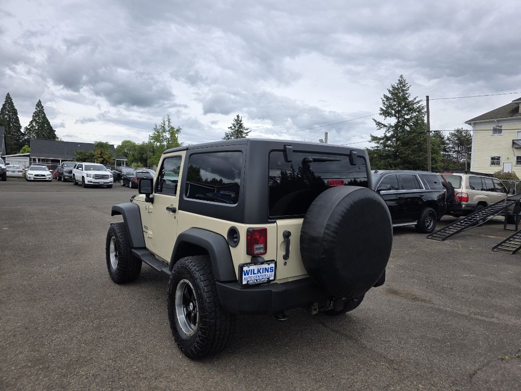 2011 Jeep Wrangler Image 7
