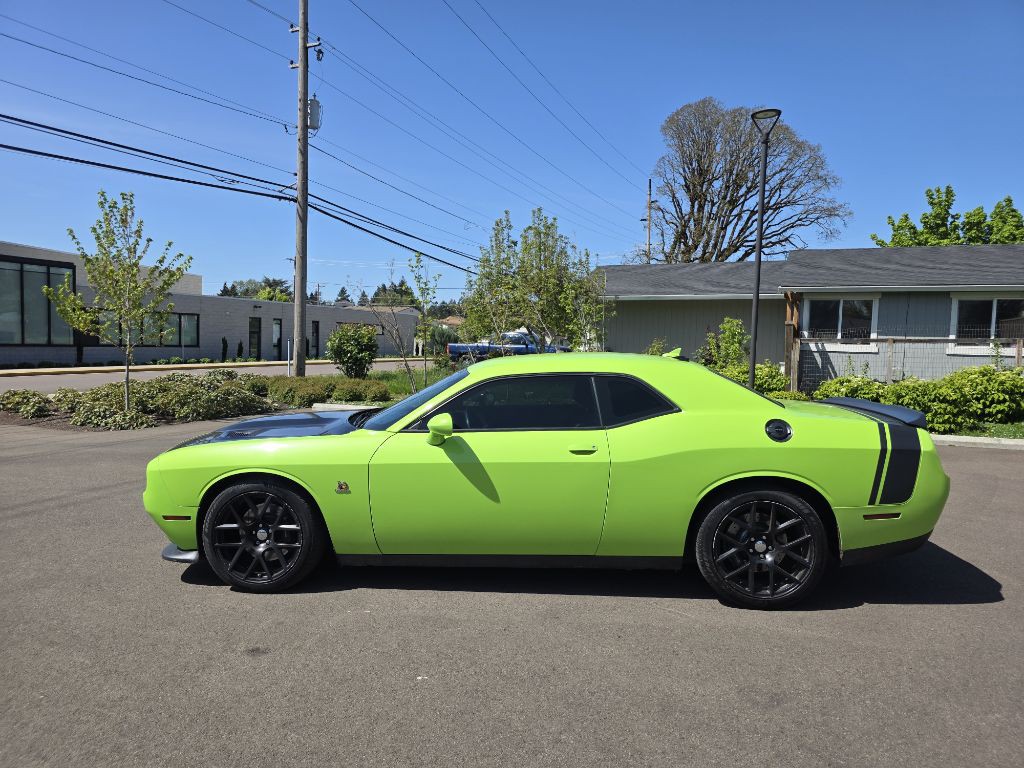 2015 Dodge Challenger Image 8
