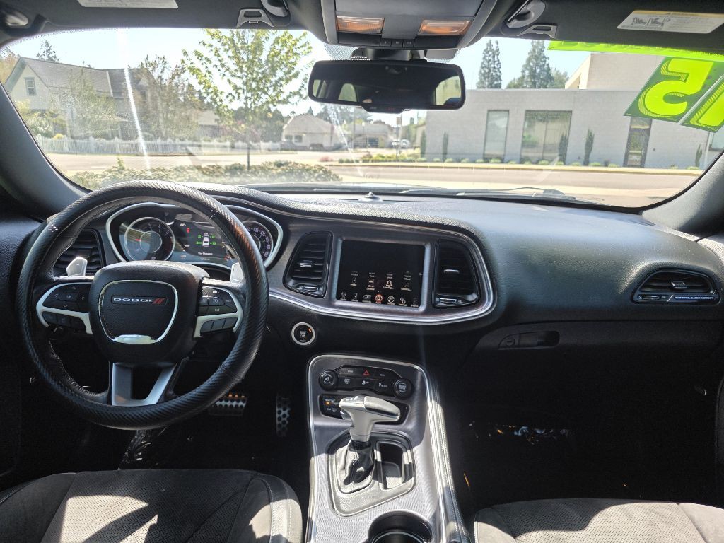 2015 Dodge Challenger Image 10