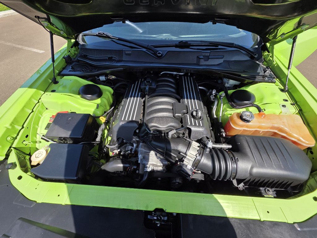 2015 Dodge Challenger Image 18
