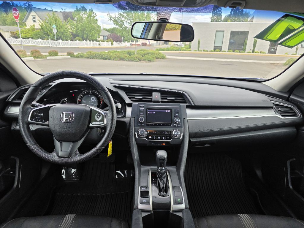 2017 Honda Civic Image 9