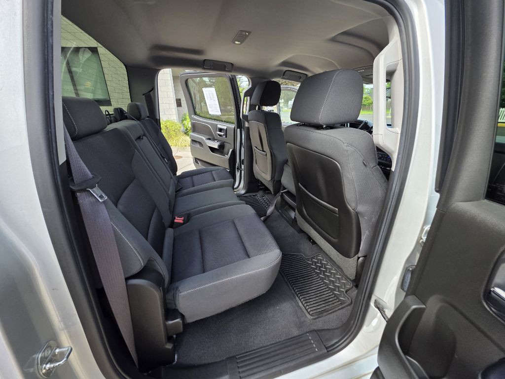 2015 Chevrolet Silverado 1500 Image 17