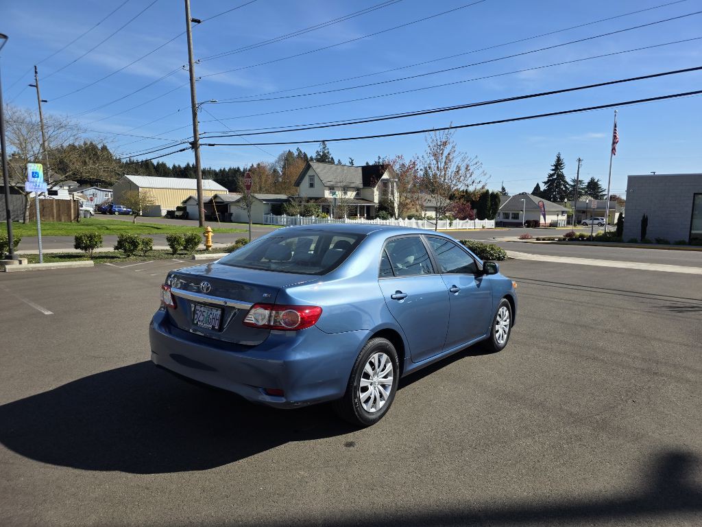 2013 Toyota Corolla Image 4