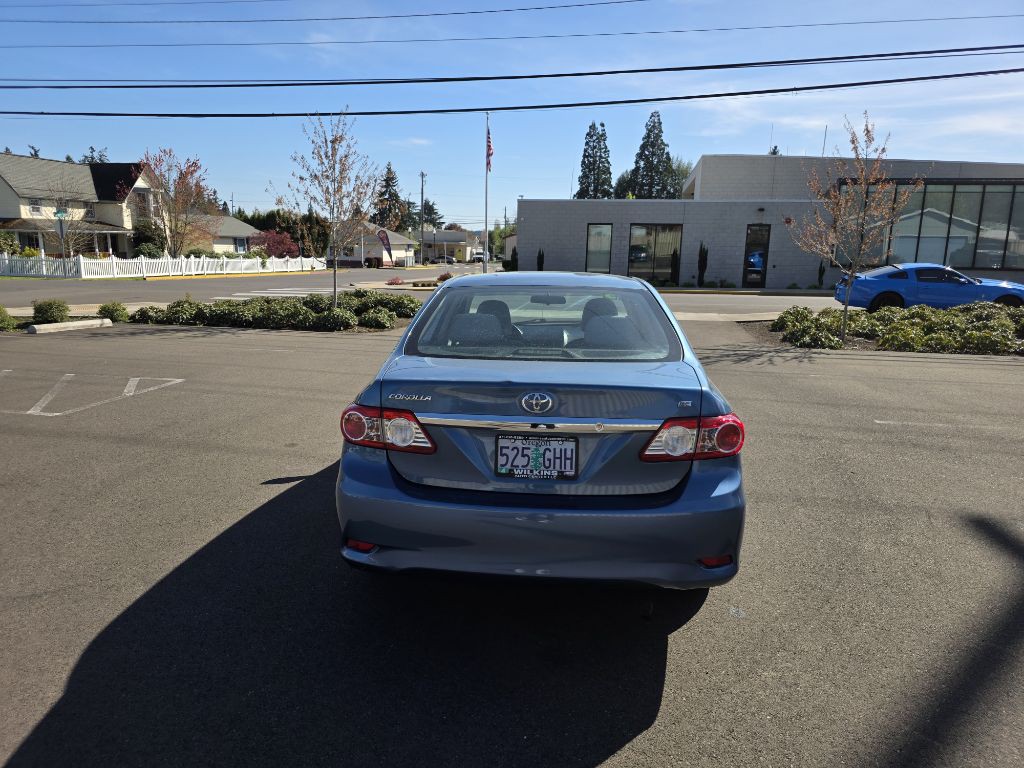 2013 Toyota Corolla Image 5